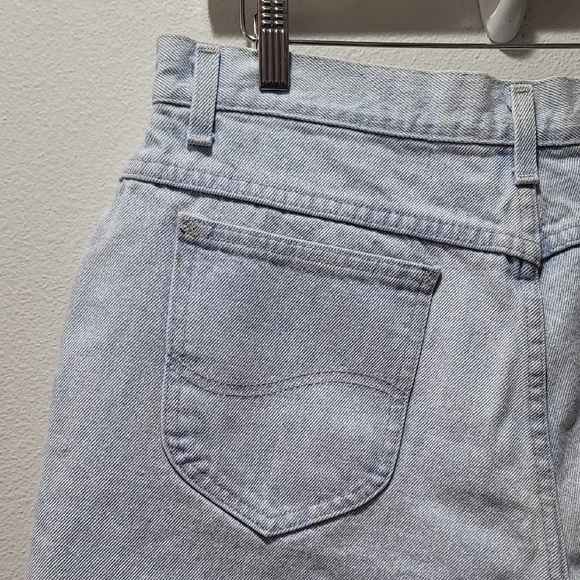 Vintage Lee Casual Mom Jean High-Waist Shorts Light Wash Old School Denim 18MED